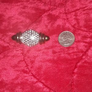 🌺DIAMOND LIKE Brooch